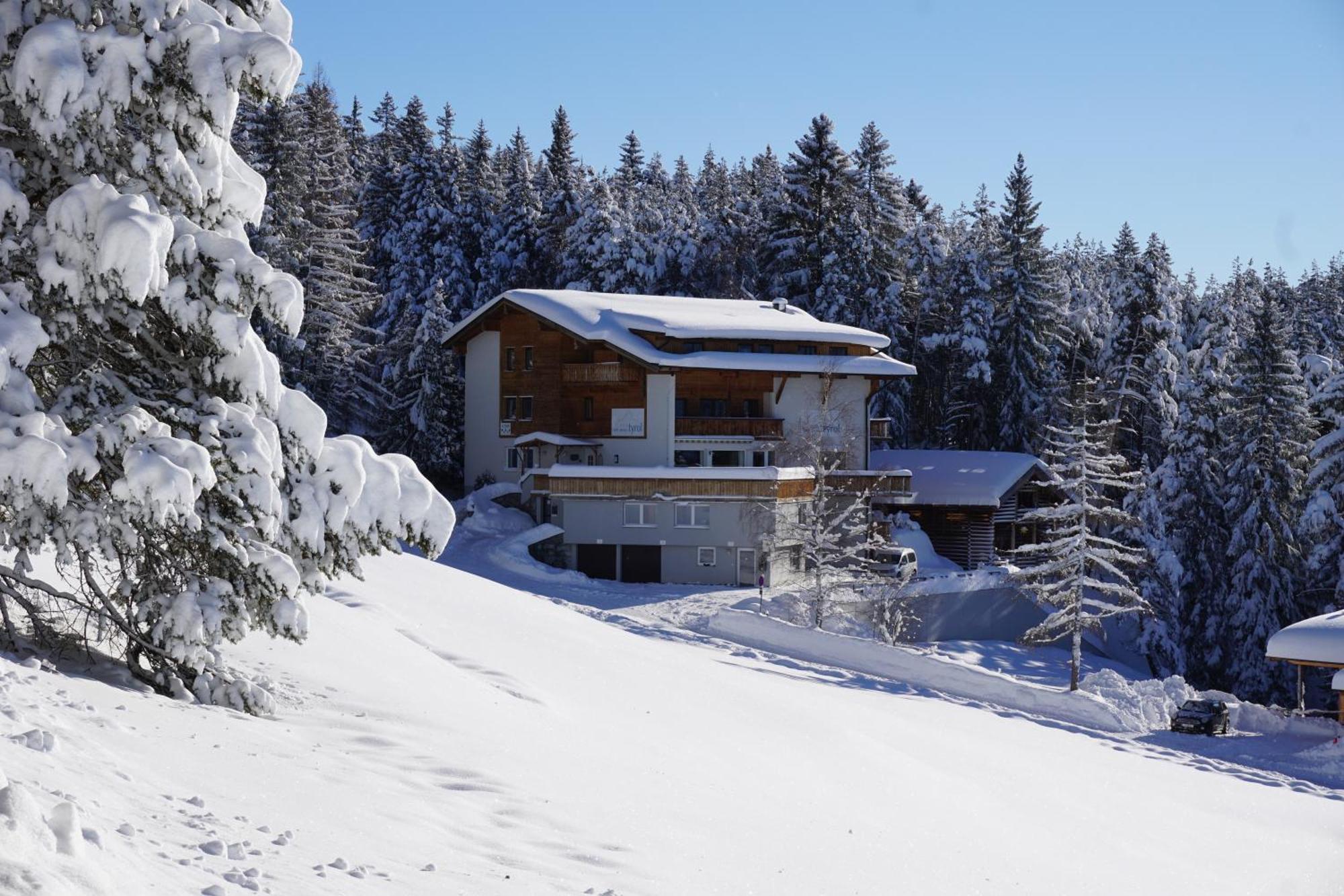 Hotel Pension Tyrol Зеефелд в Тирол Екстериор снимка