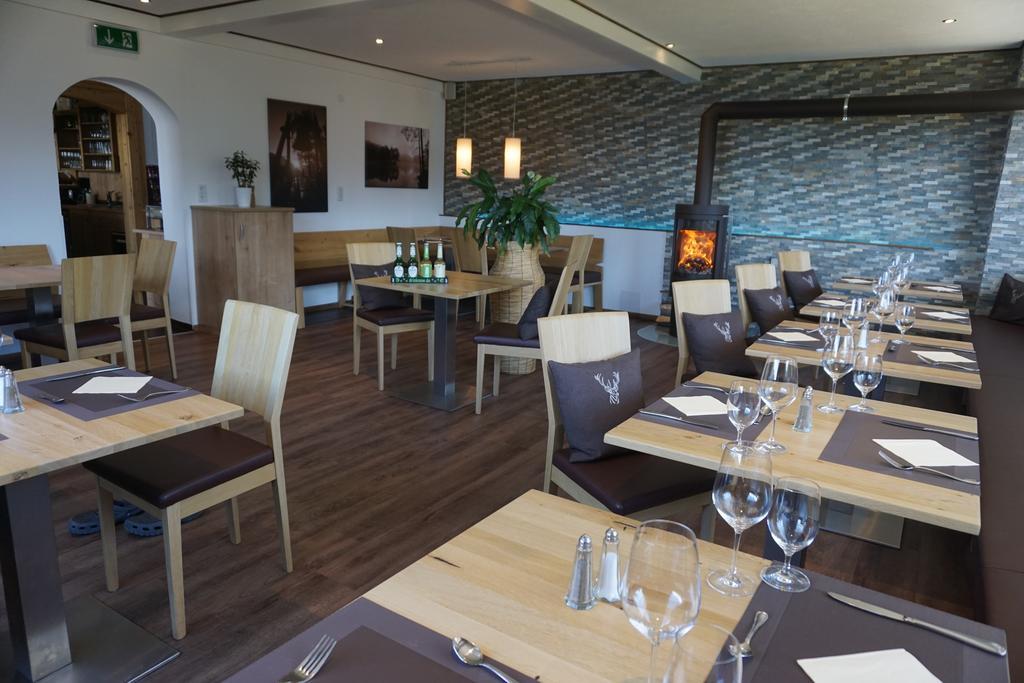 Hotel Pension Tyrol Зеефелд в Тирол Екстериор снимка