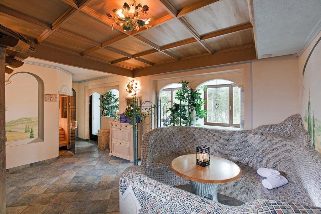 Hotel Pension Tyrol Зеефелд в Тирол Екстериор снимка